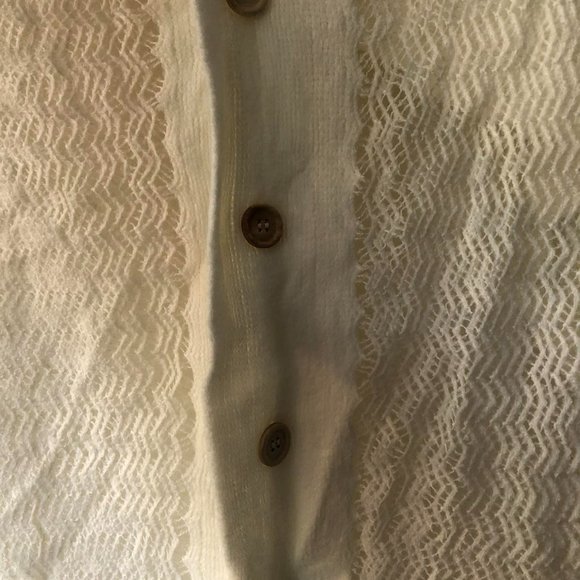 Cream/White "Cardishawl" with button-up front - Picture 3 of 7